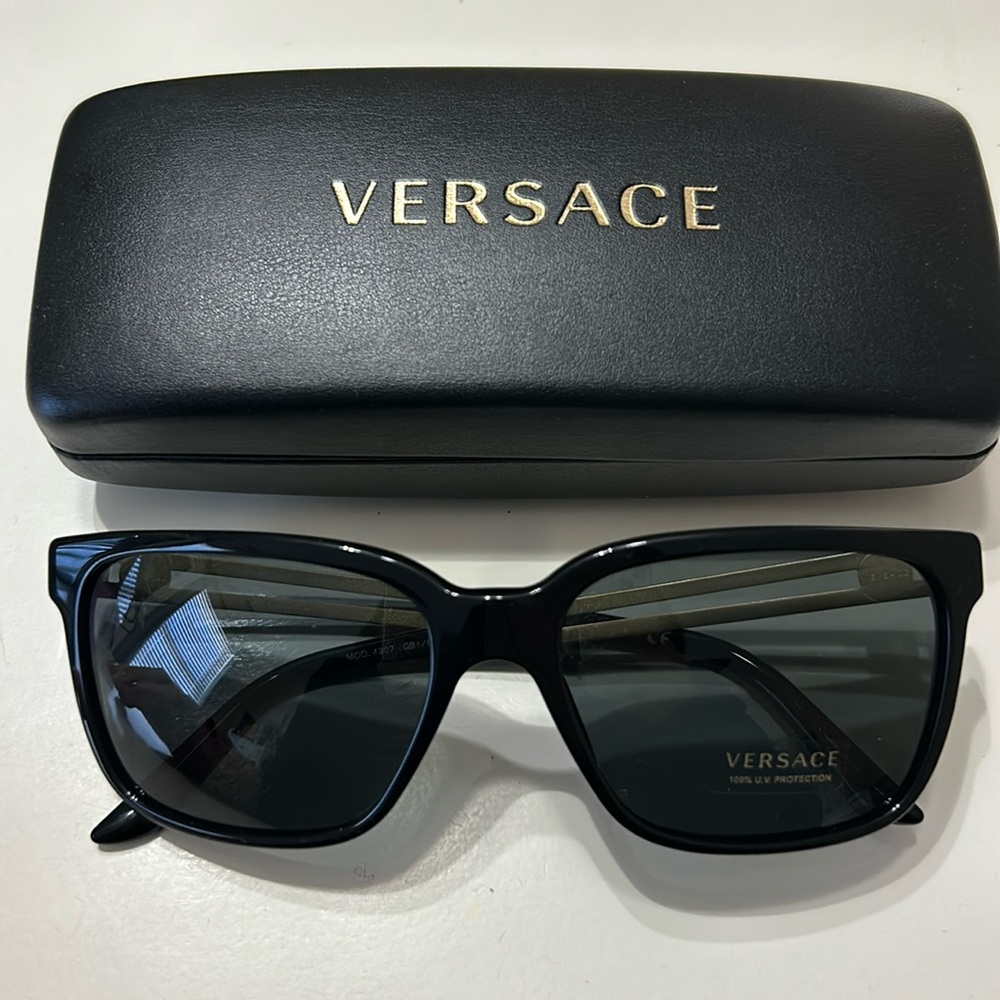 NWOT Versace Sunglasses